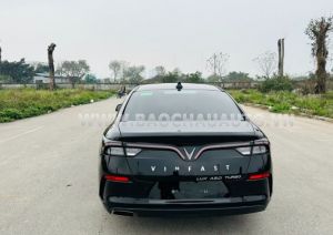 Xe VinFast Lux A 2.0 Tiêu chuẩn 2022